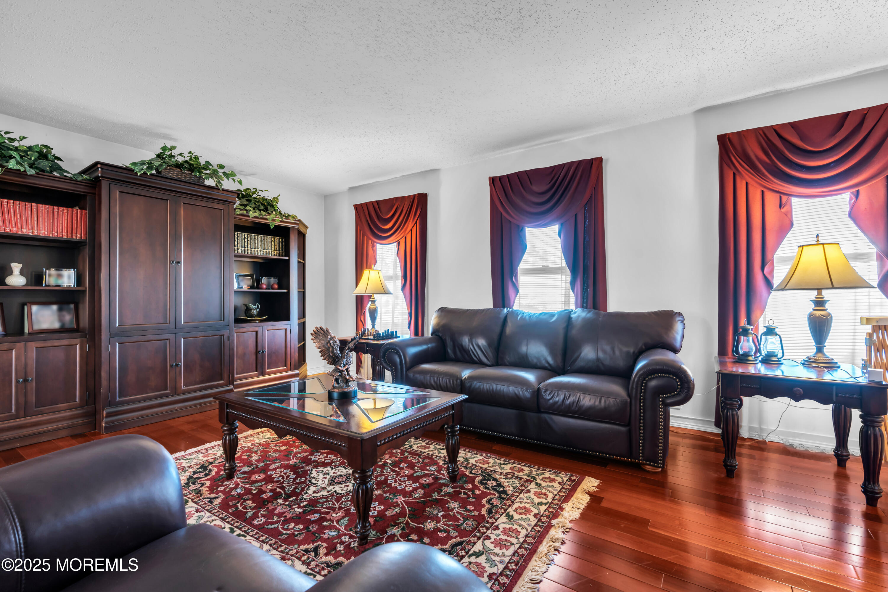 8 Hialeah Court Howell, NJ 07731 - Photo 8 of 58 013_dsc07454_766