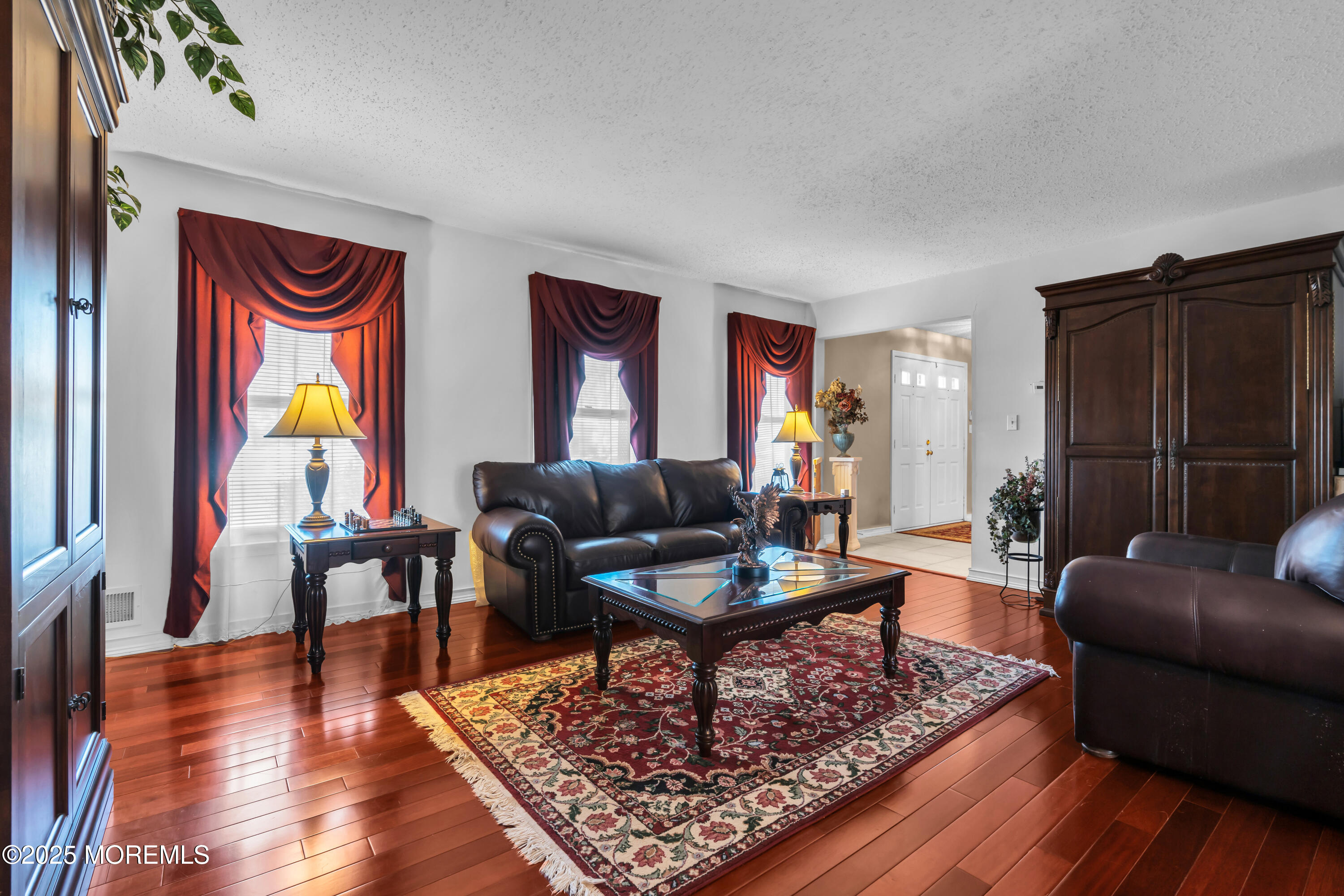 8 Hialeah Court Howell, NJ 07731 - Photo 9 of 58 014_dsc07459_672