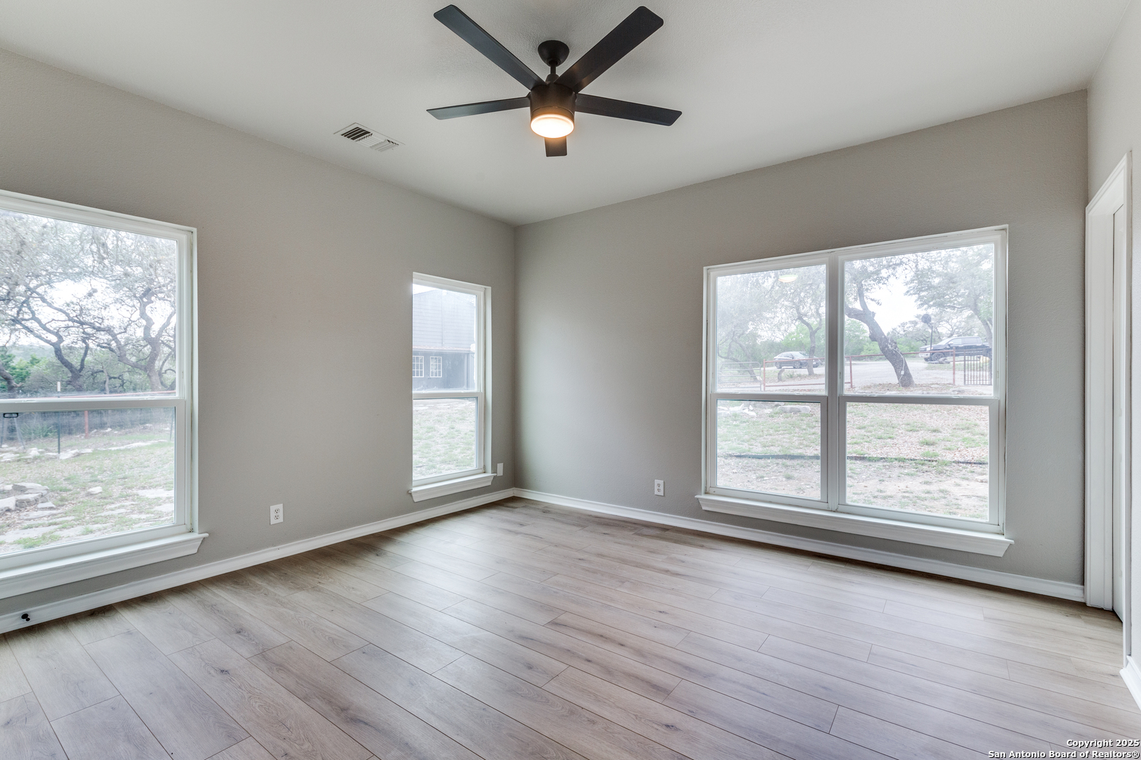 20784 Bluehill Pass Helotes, TX 78023 - Photo 16 of 30