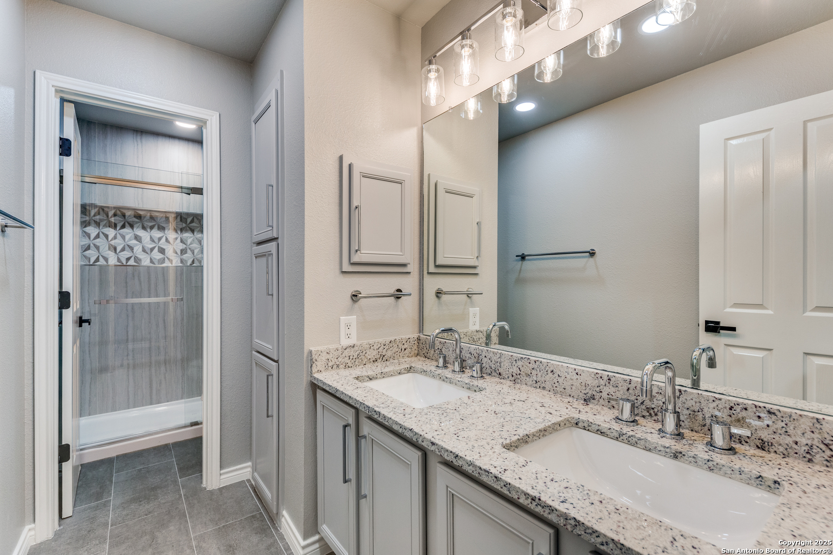 20784 Bluehill Pass Helotes, TX 78023 - Photo 22 of 30