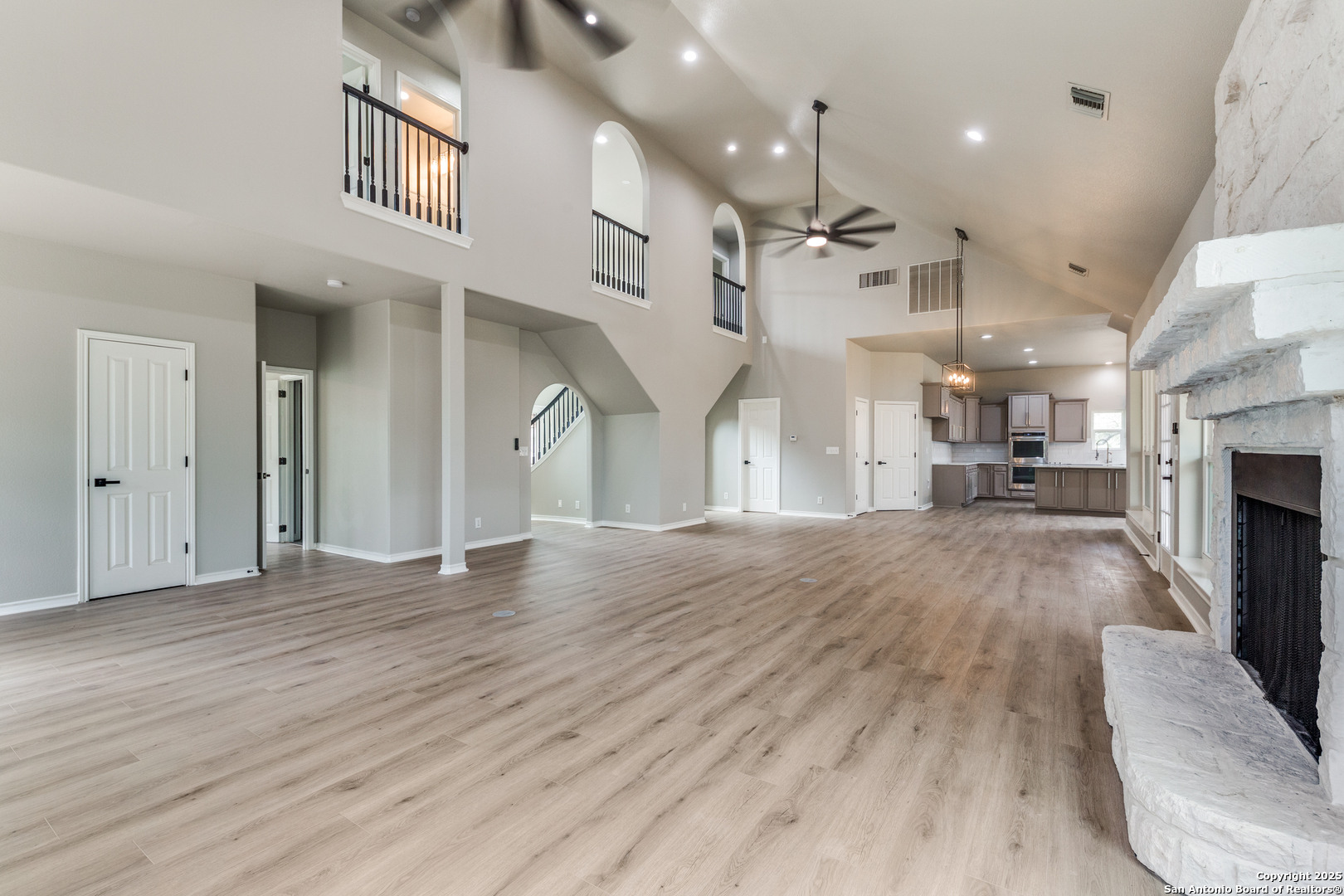 20784 Bluehill Pass Helotes, TX 78023 - Photo 7 of 30