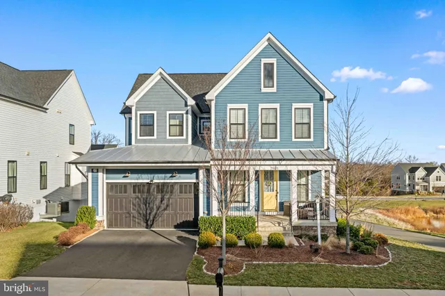 $1,125,000 | 25528 Woodbine Farm Drive, Chantilly, VA 20152