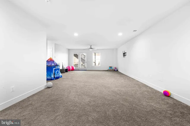 $1,125,000 | 25528 Woodbine Farm Drive, Chantilly, VA 20152