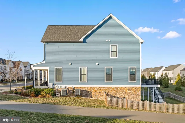 $1,125,000 | 25528 Woodbine Farm Drive, Chantilly, VA 20152