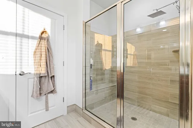 $1,125,000 | 25528 Woodbine Farm Drive, Chantilly, VA 20152