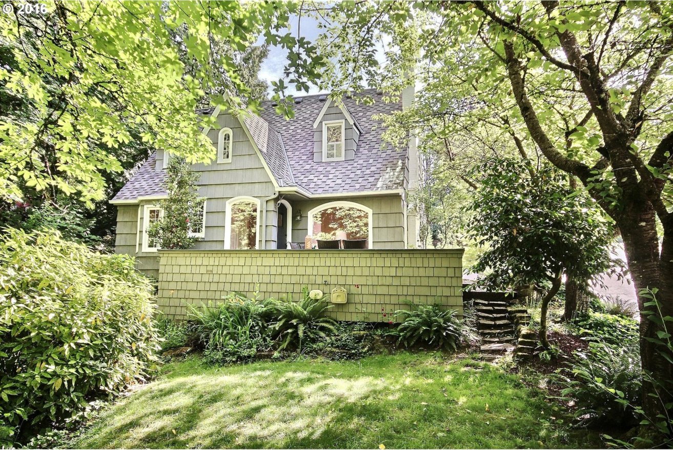 2735 Southwest Himes Street Portland, OR 97239 - Photo 1 of 19 Gallery Image 1