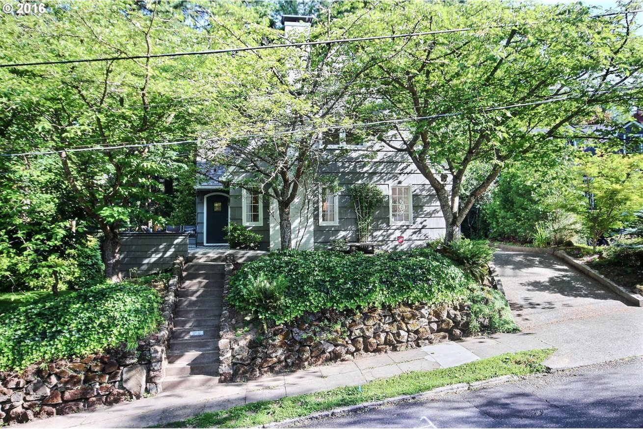 2735 Southwest Himes Street Portland, OR 97239 - Photo 19 of 19 Gallery Image 19
