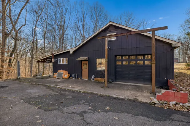 $855,000 | 5513 Highway 41 A, Joelton, TN 37080