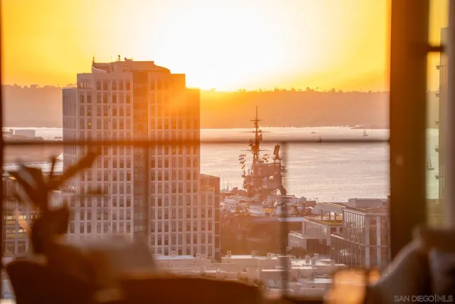 $3,950,000 | 645 Front Street, Unit 2002, San Diego, CA 92101