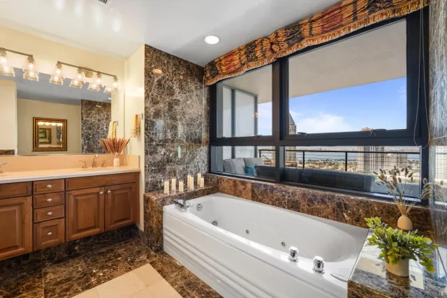 $3,950,000 | 645 Front Street, Unit 2002, San Diego, CA 92101