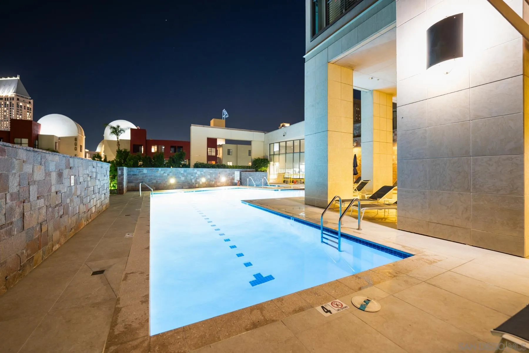 645 Front Street, Unit 2002 San Diego, CA 92101 - Photo 51 of 74