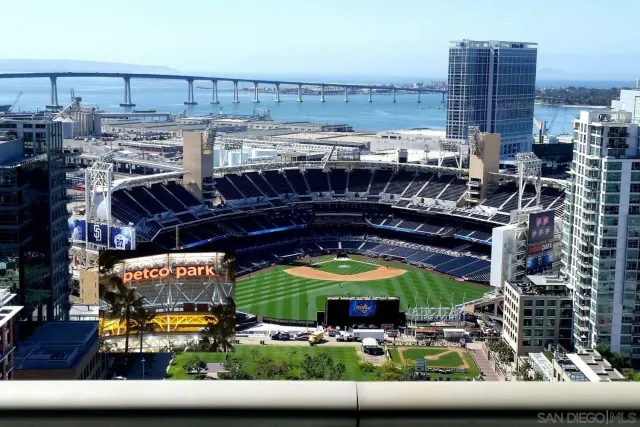 $3,950,000 | 645 Front Street, Unit 2002, San Diego, CA 92101