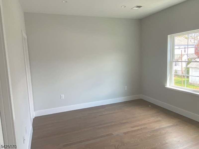 402 Rutgers Avenue Hillside, NJ 07205 - Photo 13 of 30