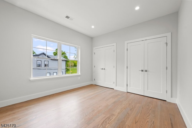 402 Rutgers Avenue Hillside, NJ 07205 - Photo 18 of 27