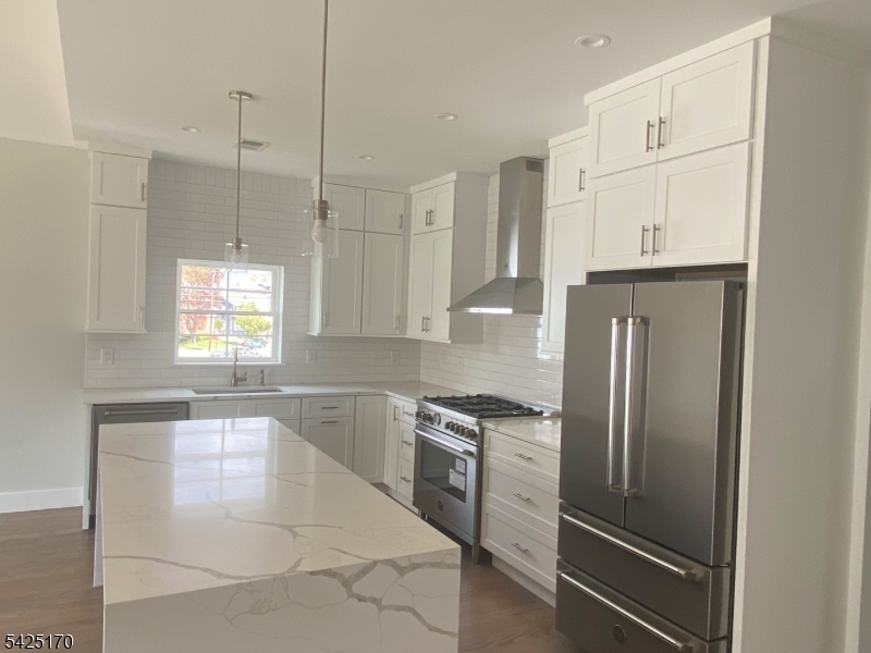 402 Rutgers Avenue Hillside, NJ 07205 - Photo 2 of 30