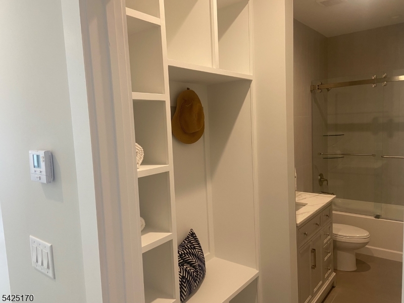 402 Rutgers Avenue Hillside, NJ 07205 - Photo 25 of 30