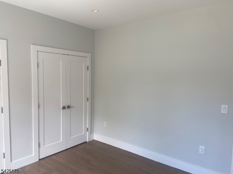 402 Rutgers Avenue Hillside, NJ 07205 - Photo 27 of 30