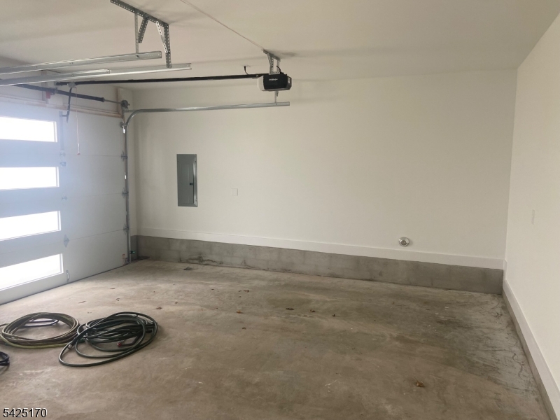 402 Rutgers Avenue Hillside, NJ 07205 - Photo 7 of 30