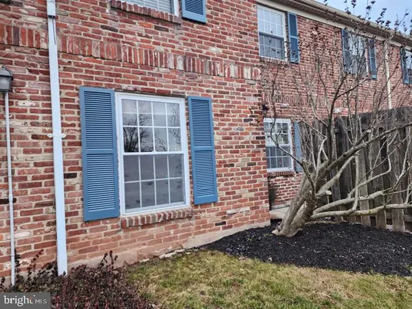$1,950 | 150 Oberlin Terrace, Unit 15F, Lansdale, PA 19446
