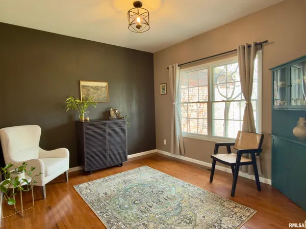 $537,000 | 3501 North 72nd Street, Quincy, IL 62305