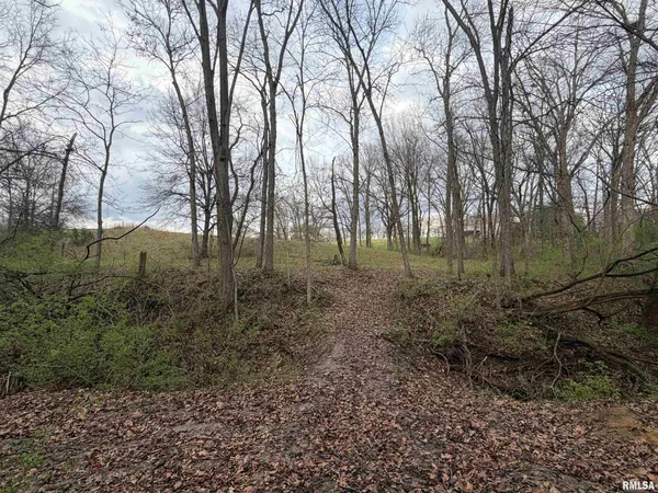 $537,000 | 3501 North 72nd Street, Quincy, IL 62305