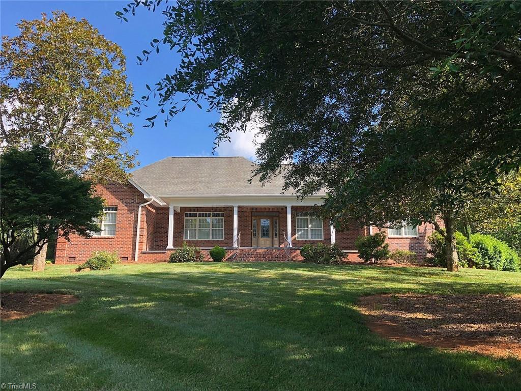 1410 Farmer Road Denton, NC 27239 - Photo 5 of 33 Gallery Image 5