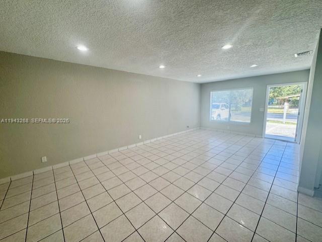 260 Southwest 8th Avenue, Unit B Hallandale Beach, FL 33009 - Photo 2 of 13