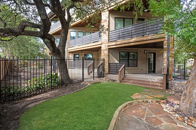 $3,995 | 6533 East Hill Drive, Unit 3, Austin, TX 78731