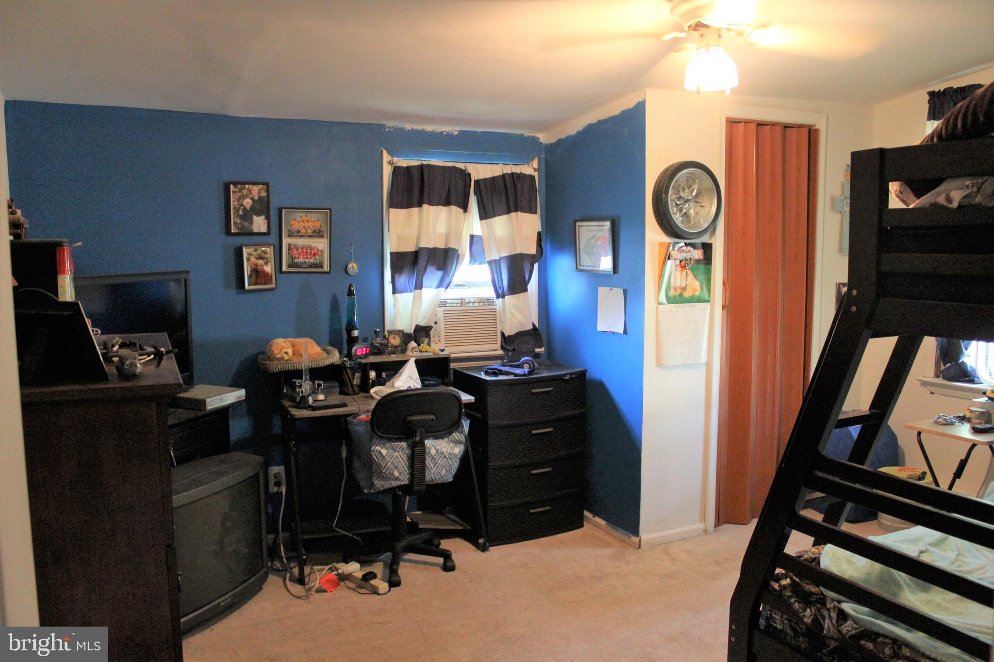 708 Hunter Street Gloucester City, NJ 08030 - Photo 13 of 24
