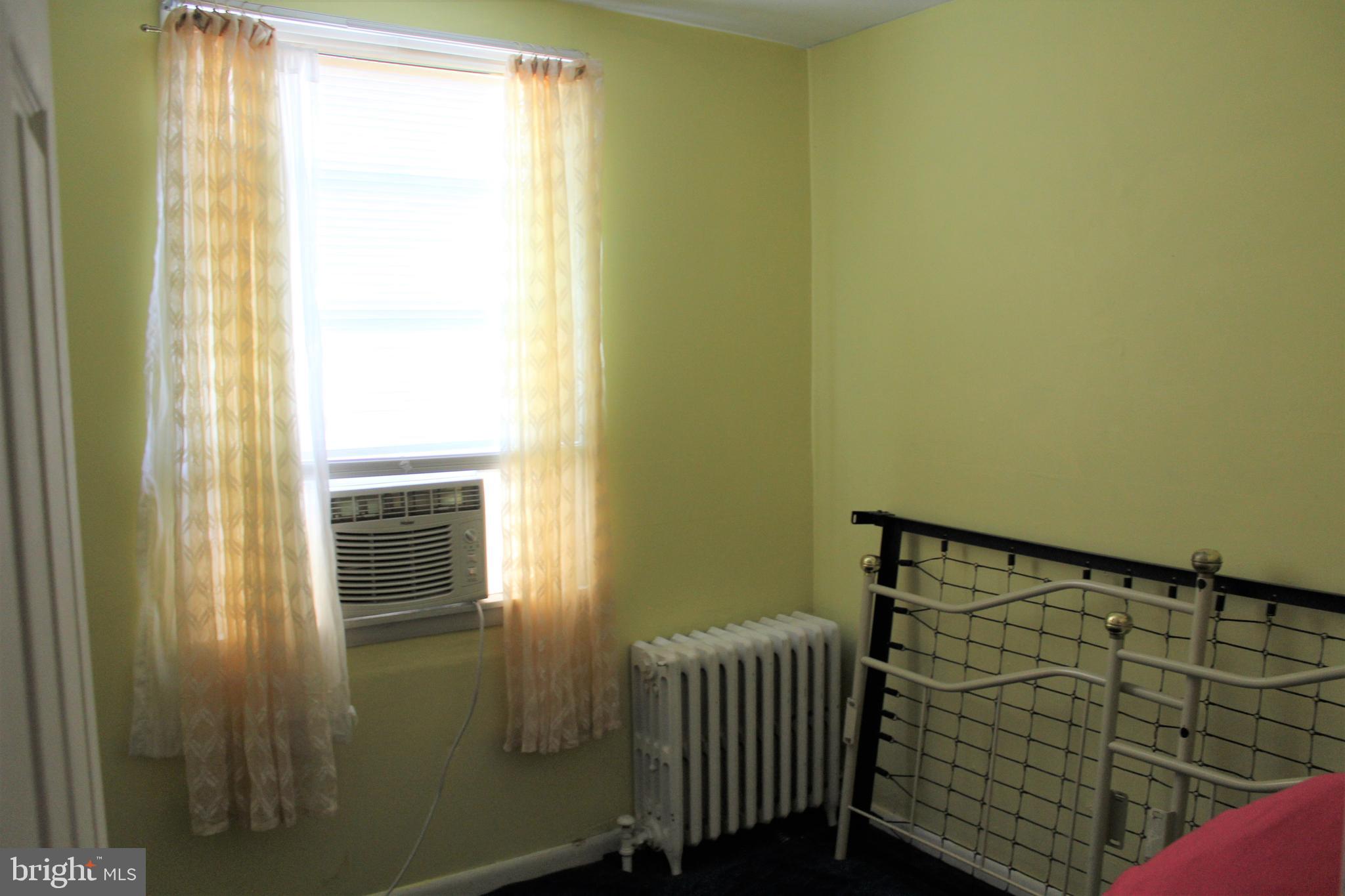 708 Hunter Street Gloucester City, NJ 08030 - Photo 14 of 24