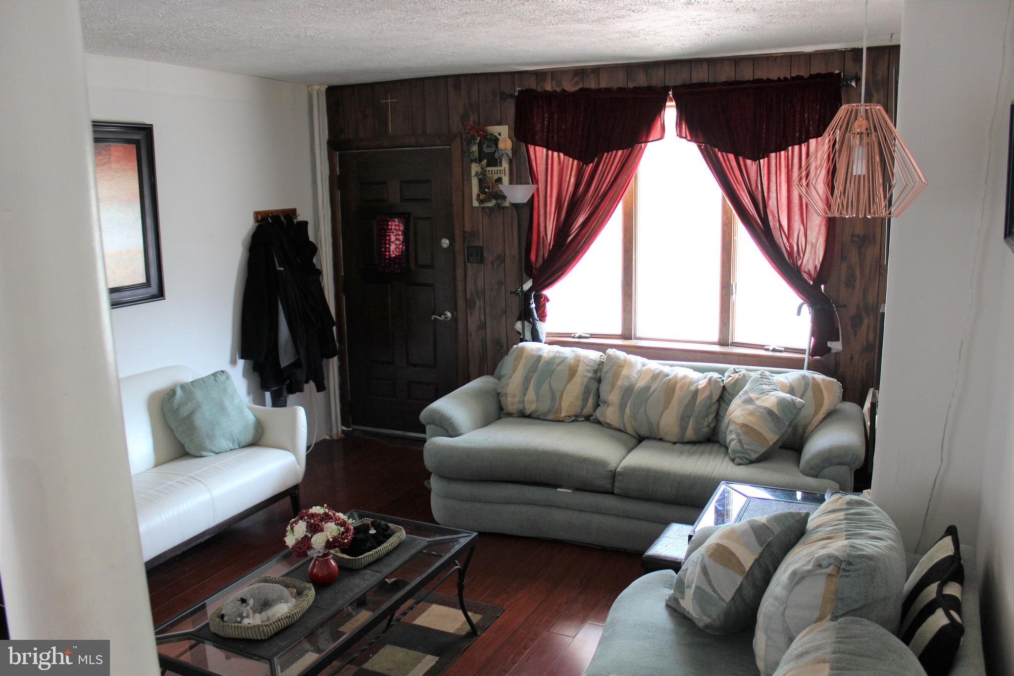 708 Hunter Street Gloucester City, NJ 08030 - Photo 5 of 24