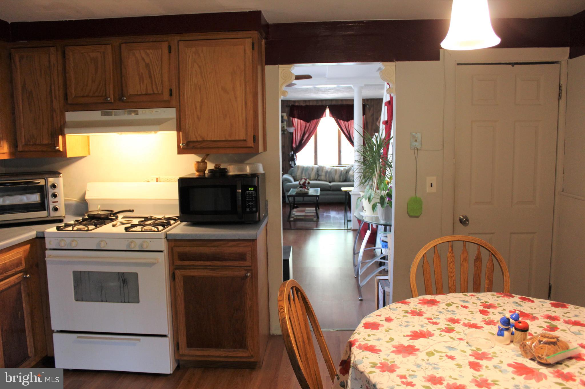 708 Hunter Street Gloucester City, NJ 08030 - Photo 8 of 24