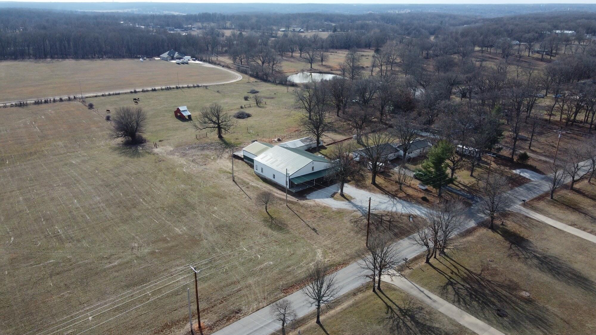 17943 Locust Road Neosho, MO 64850 - Photo 1 of 1 7A184268-6027-4D88-A7D8-2A28E57CBD85