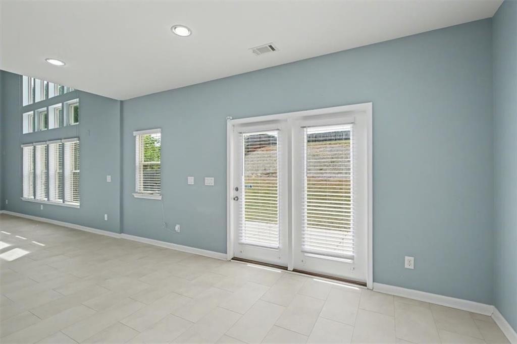 6810 Rocking Horse Lane Cumming, GA 30040 - Photo 11 of 38