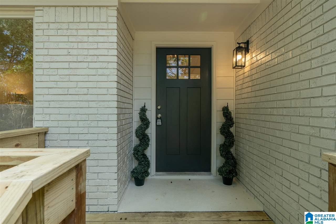 5124 Shadowbrook Trail Birmingham, AL 35244 - Photo 3 of 34