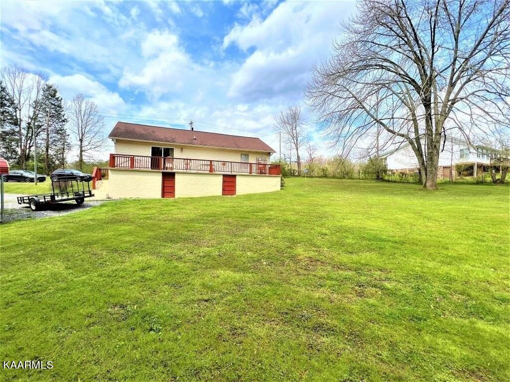 266 Pine Ridge Road Clinton, TN 37716 - Photo 3 of 5 back1