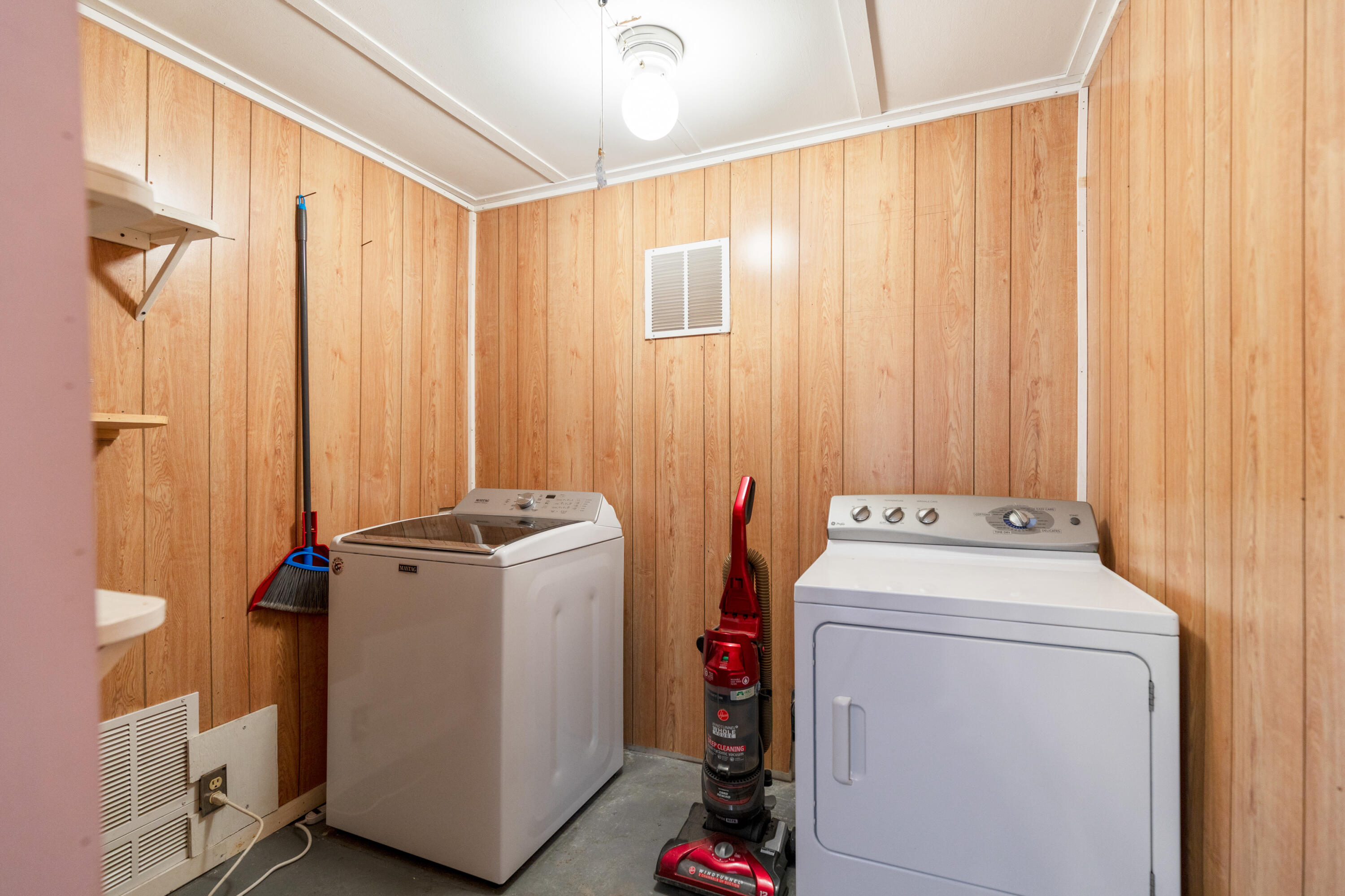 13 Ruth Street Sanford, ME 04073 - Photo 21 of 41 13 Ruth Street Sanford_004