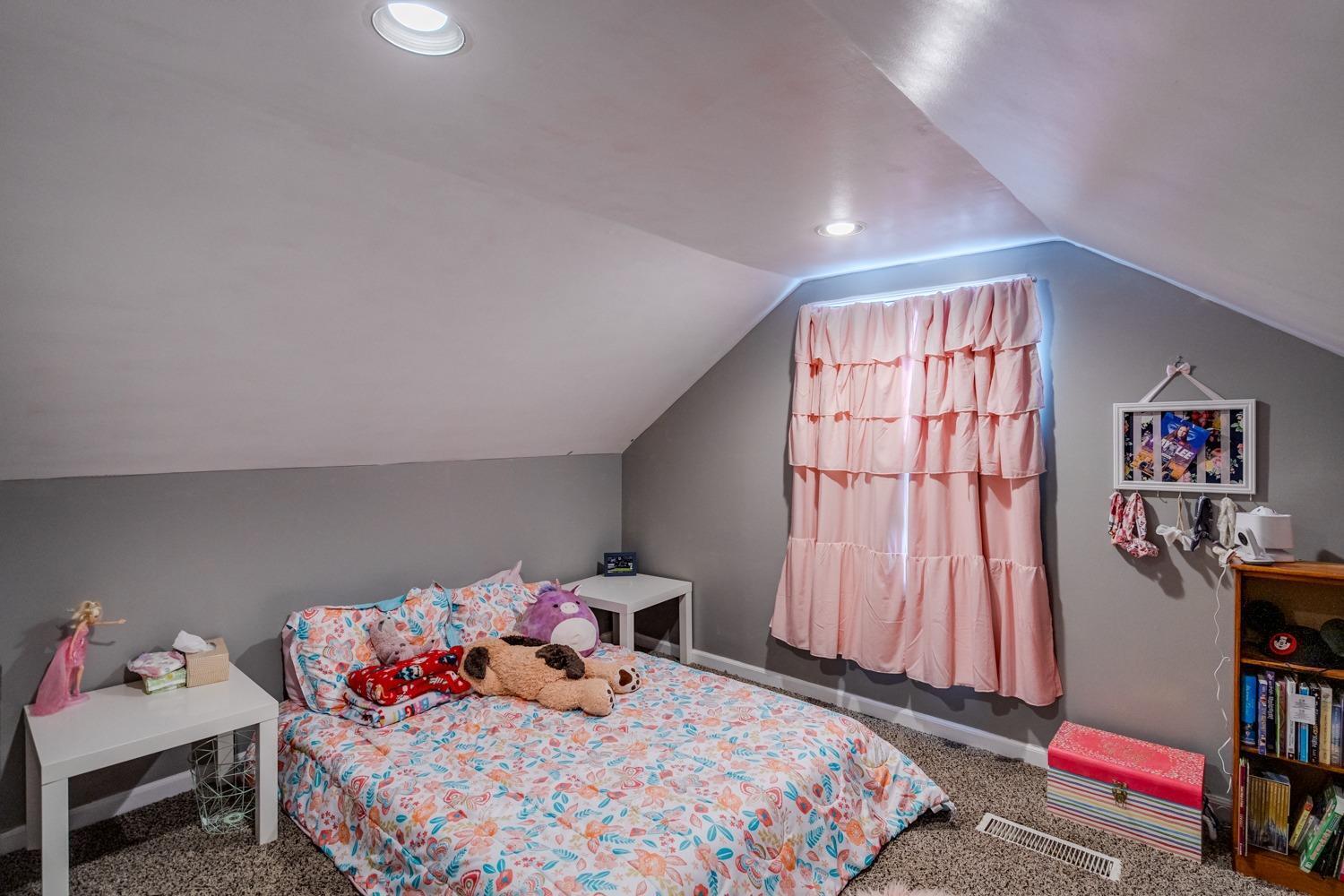 5320 Belclare Road Cincinnati, OH 45247 - Photo 28 of 50 Gallery Image 28