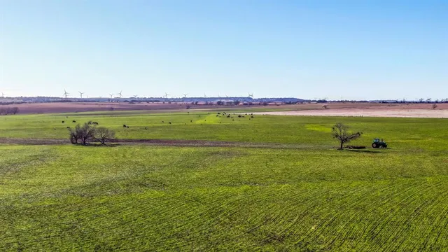 $4,200,000 | 14490 Farm To Market 218, Pottsville, TX 76565