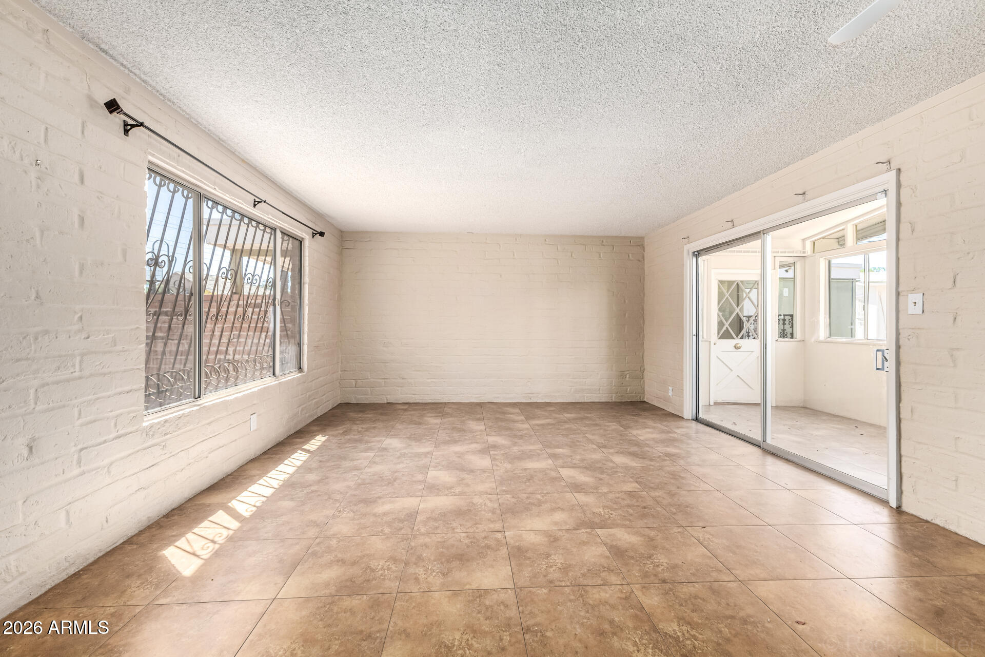 4344 East Shea Boulevard Phoenix, AZ 85028 - Photo 14 of 37 8 - Shea