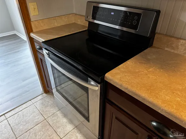 $2,200 | 5941 Leesway Boulevard, Pensacola, FL 32504