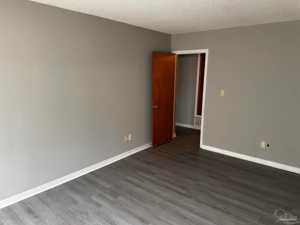 $2,200 | 5941 Leesway Boulevard, Pensacola, FL 32504