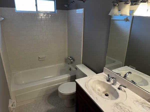 $2,200 | 5941 Leesway Boulevard, Pensacola, FL 32504