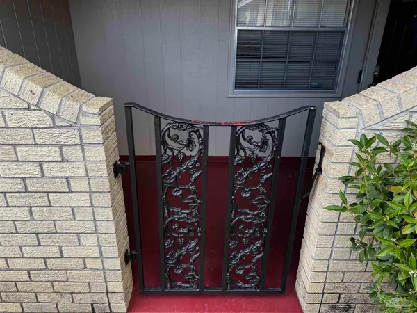 $2,200 | 5941 Leesway Boulevard, Pensacola, FL 32504