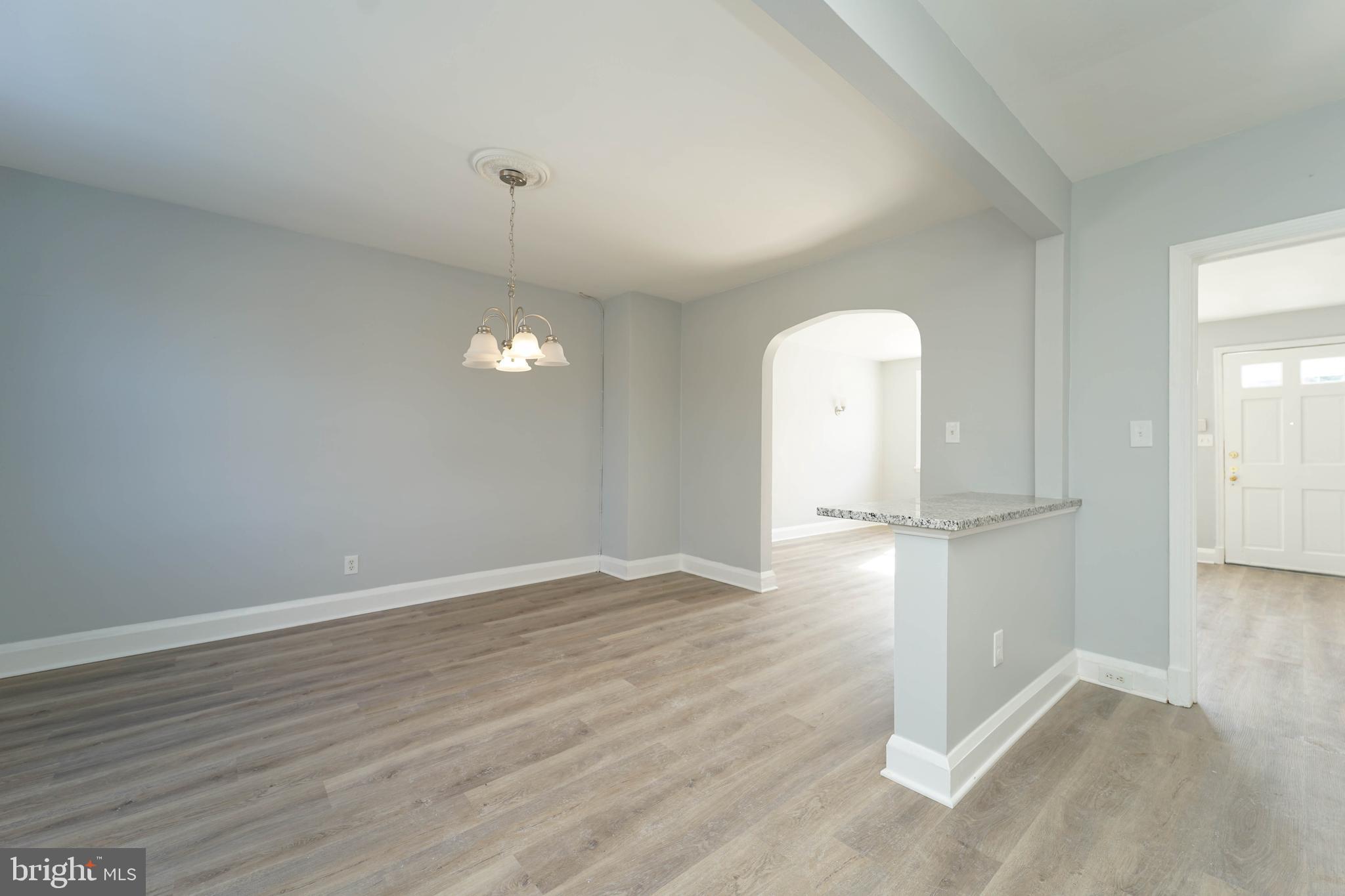 809 Braeside Road Baltimore, MD 21229 - Photo 12 of 32