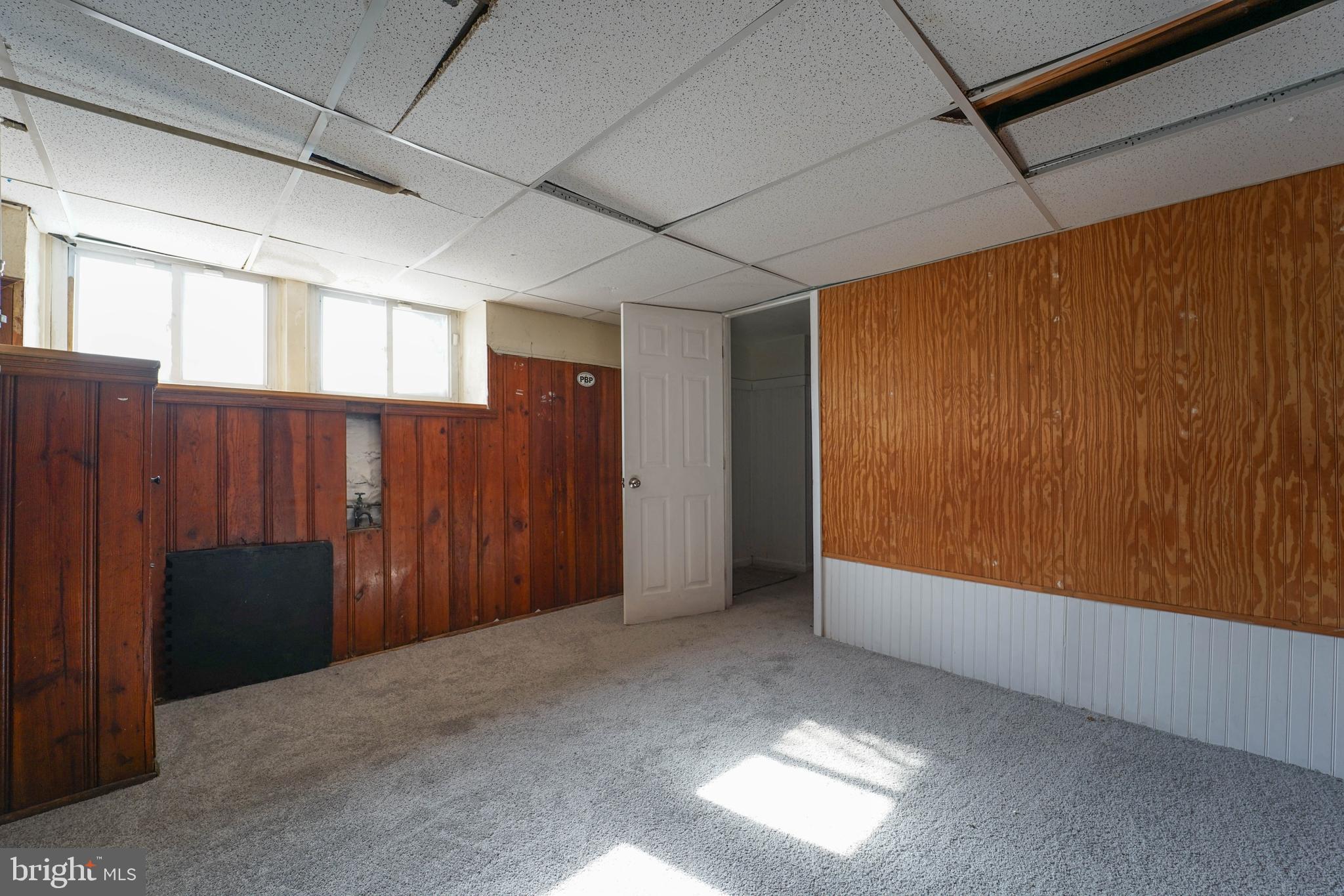 809 Braeside Road Baltimore, MD 21229 - Photo 15 of 32