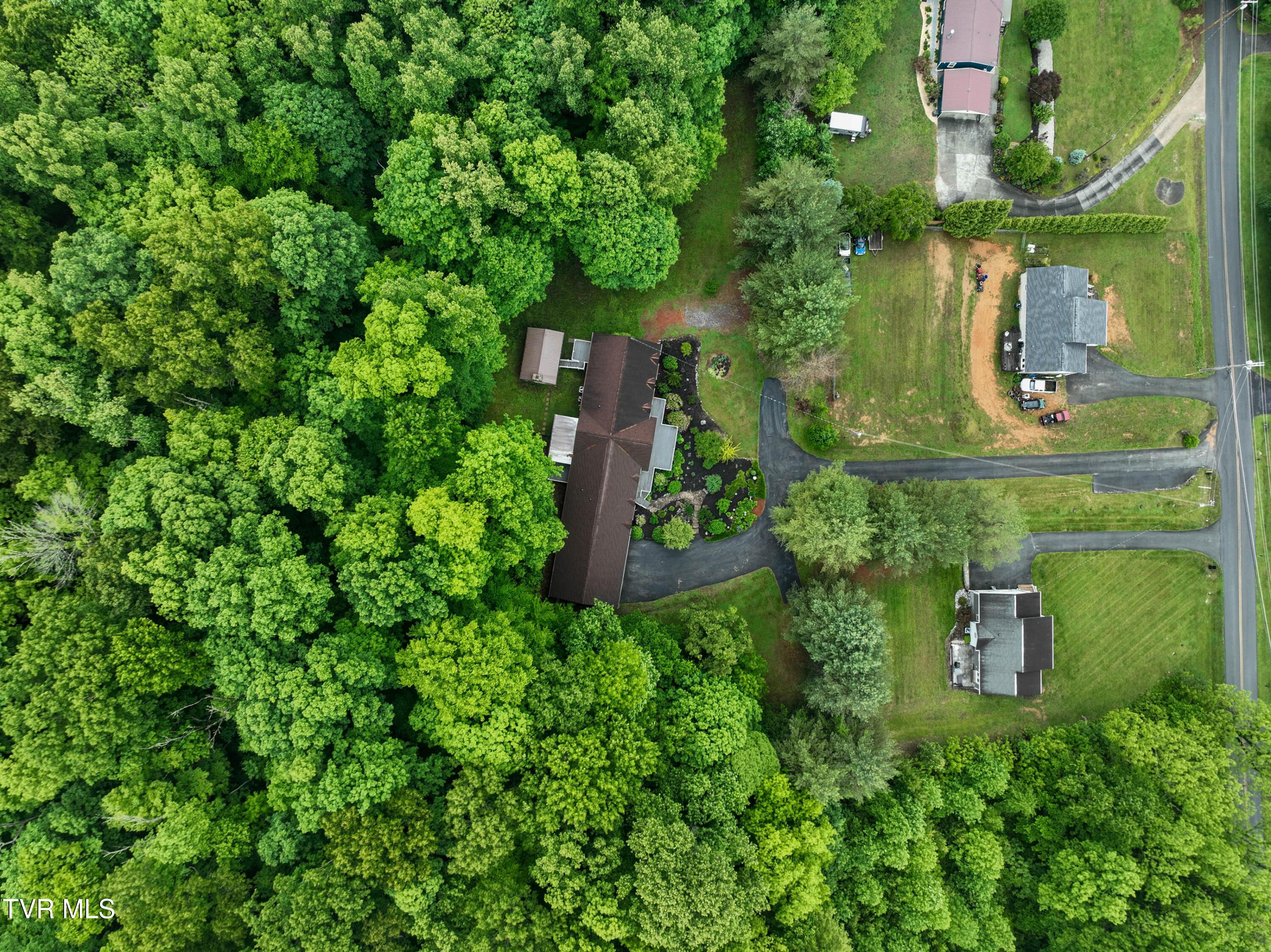 311 Big Springs Road Elizabethton, TN 37643 - Photo 83 of 92 311 Hidden Acres Drone PATTON-8