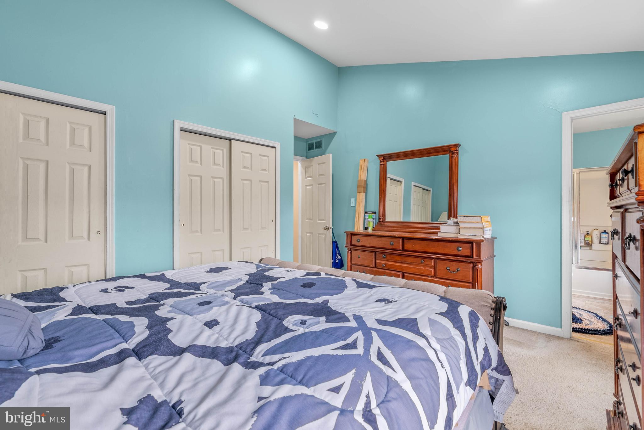 1012 Franklin Avenue Croydon, PA 19021 - Photo 14 of 25 a bedroom with a bed and a dresser