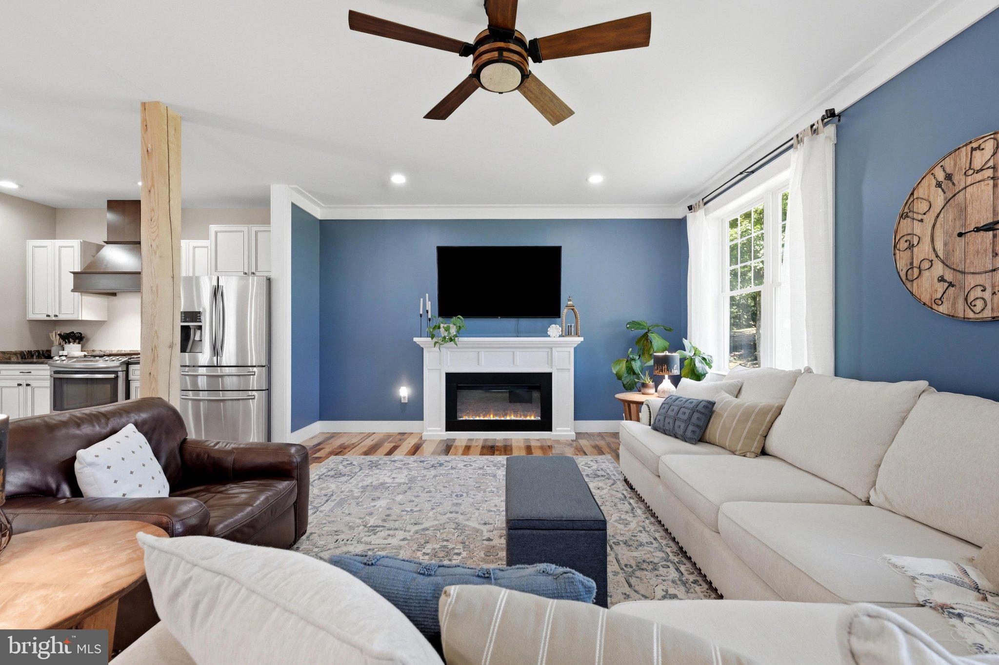 2251 Hunting Ridge Road Winchester, VA 22603 - Photo 12 of 63 Living Room