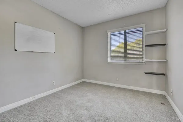 $419,000 | 566 Santa Alicia Drive, Rohnert Park, CA 94928